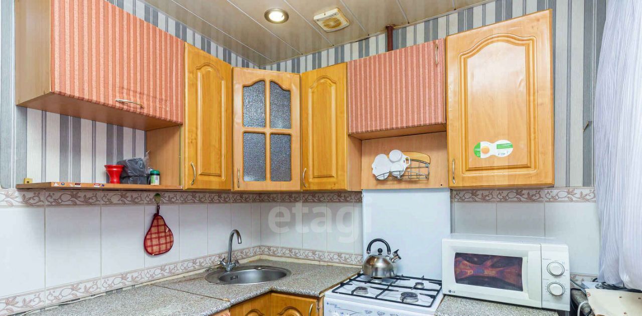квартира г Сургут ул 60 лет Октября 14 2-й фото 4