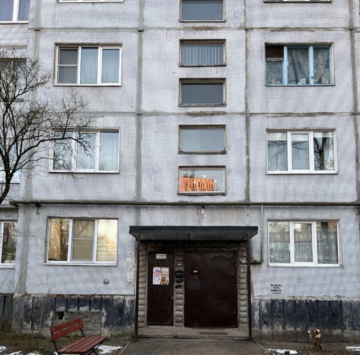 квартира р-н Кингисеппский г Кингисепп ул Воровского 11а Кингисеппское городское поселение фото 2