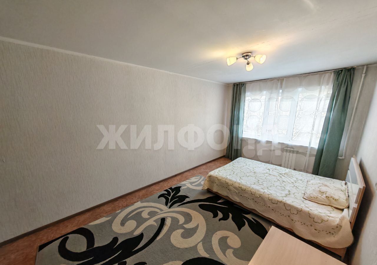 квартира г Новосибирск Золотая Нива ул Кошурникова 27 фото 3