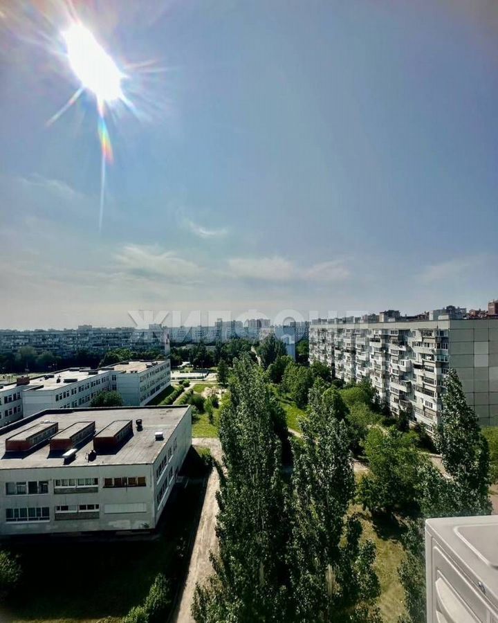 квартира г Тольятти р-н Автозаводский 16-й квартал б-р Цветной 16а фото 14