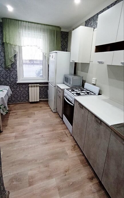квартира р-н Нижнекамский г Нижнекамск пр-кт Химиков 70б фото 3