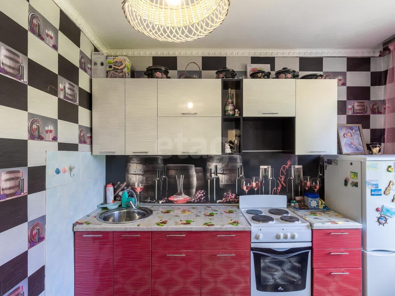 квартира г Мыски 9-й квартал 12 фото 10