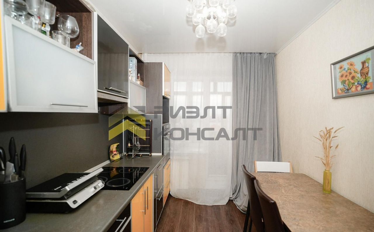 квартира г Омск р-н Центральный ул Чокана Валиханова 2/1 фото 25