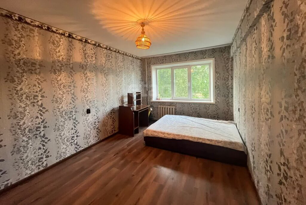 квартира г Ачинск мкр 6-й 11 фото 2