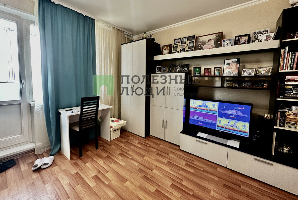 квартира г Красноярск р-н Центральный ул Мужества 21 фото 1