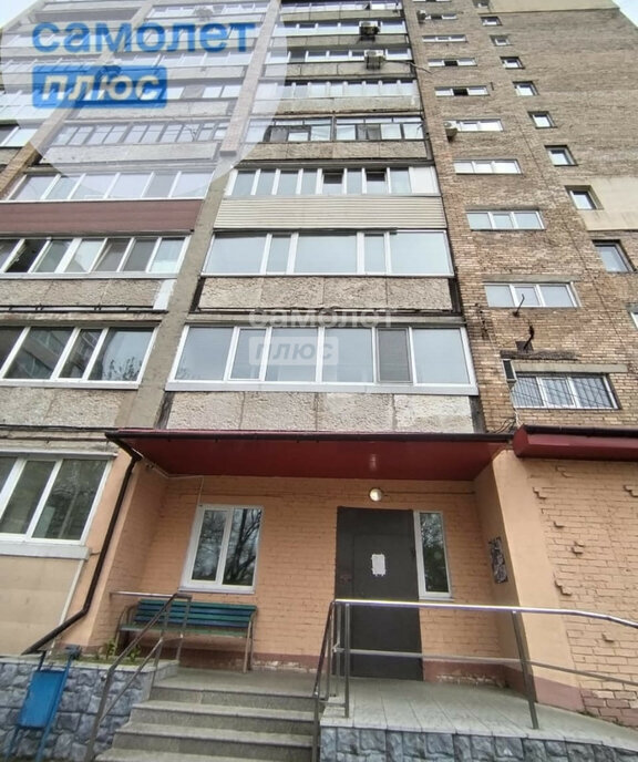 квартира г Владивосток р-н Ленинский ул Громова 10 фото 2