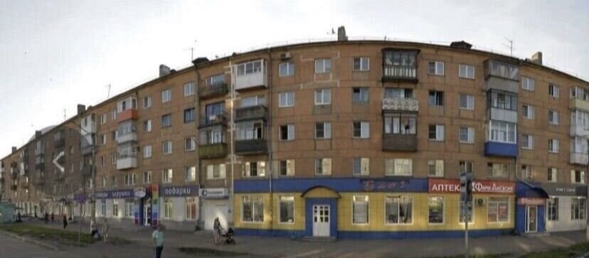 торговое помещение г Новокузнецк р-н Заводской ул Тореза 52 фото 4