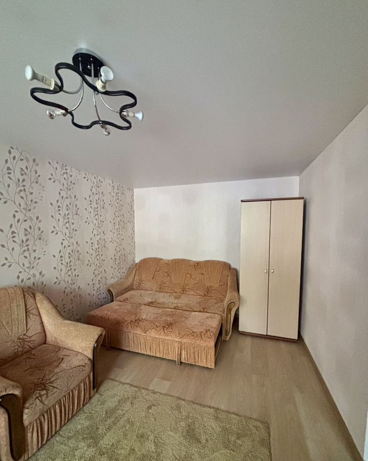 квартира г Волгоград р-н Дзержинский пр-кт Маршала Жукова 101 фото 2