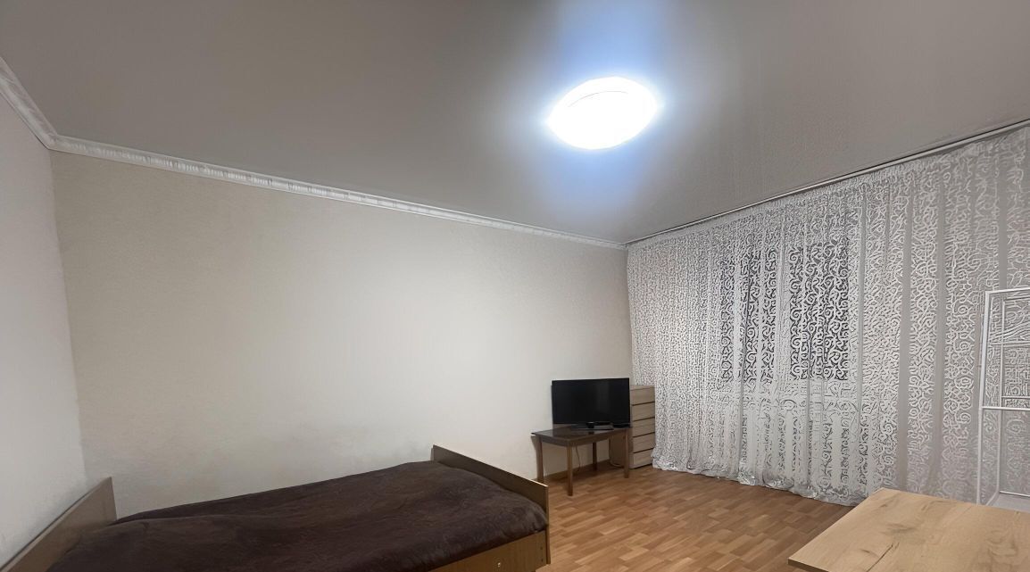 квартира г Старый Оскол микрорайон Космос 1А фото 4
