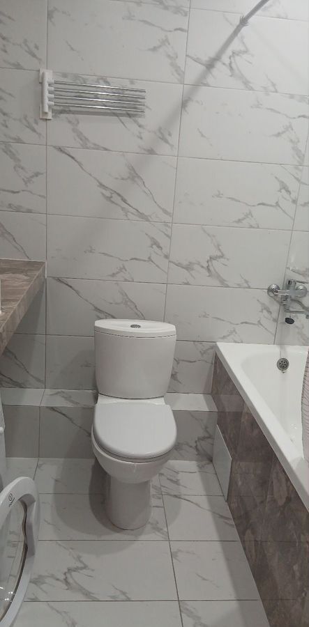 квартира г Оренбург р-н Ленинский ул Братьев Хусаиновых 8 фото 7