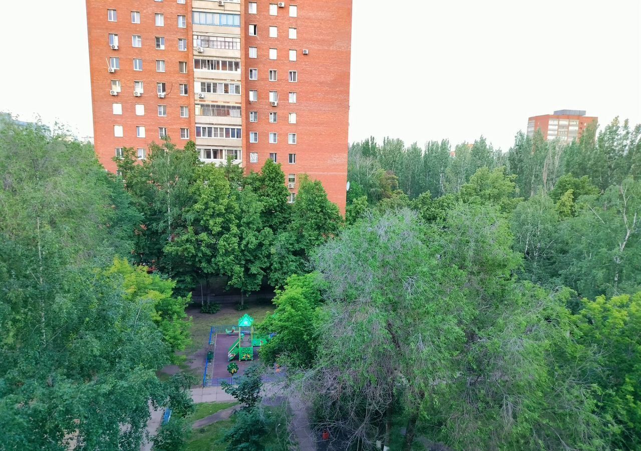 квартира г Тольятти р-н Автозаводский 5-й квартал б-р Орджоникидзе 10 фото 23