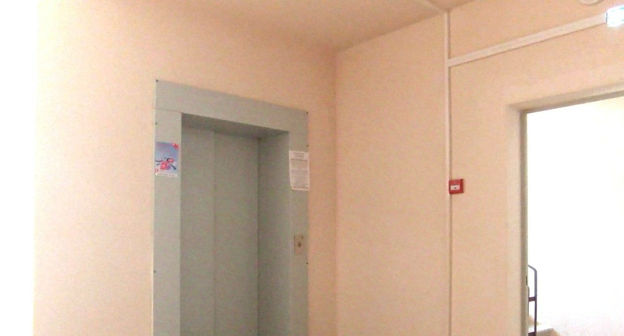 квартира г Волгоград р-н Кировский ул 70-летия Победы 21а фото 4
