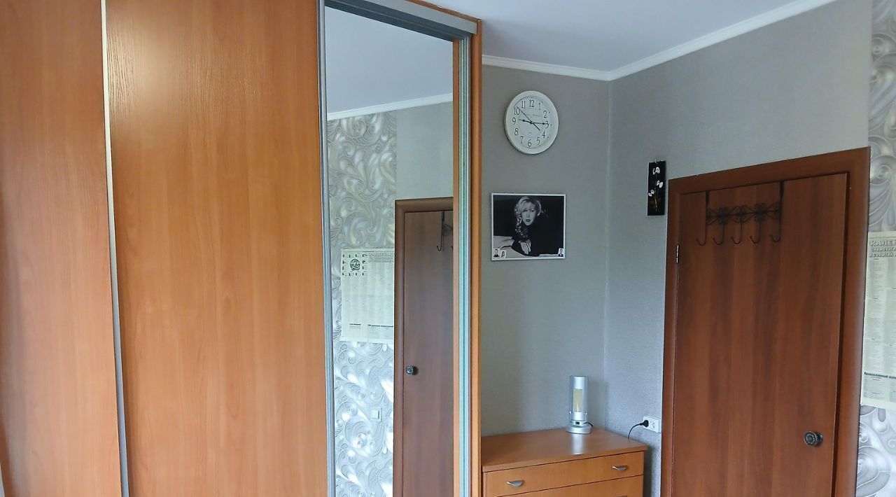 квартира г Новокузнецк р-н Центральный ул Франкфурта 22 фото 3