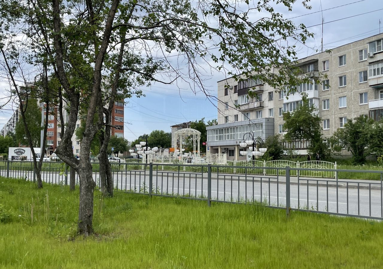 квартира г Алапаевск п Асбестовский ул Уральская 12 Асбест фото 20