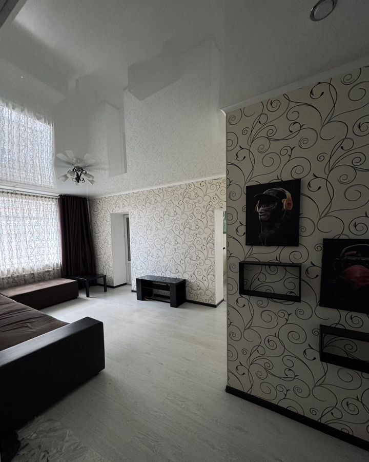 квартира г Оренбург р-н Ленинский ул Салмышская 43а фото 2