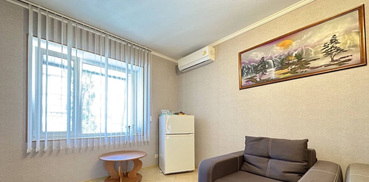 комната г Феодосия ул Революционная 31а фото 9