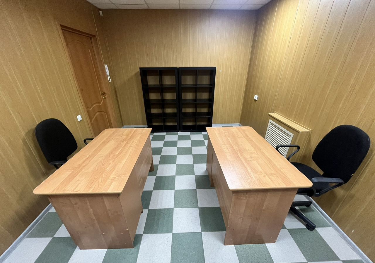 офис г Саратов р-н Кировский ул им Зарубина В.С. 124/130 фото 8