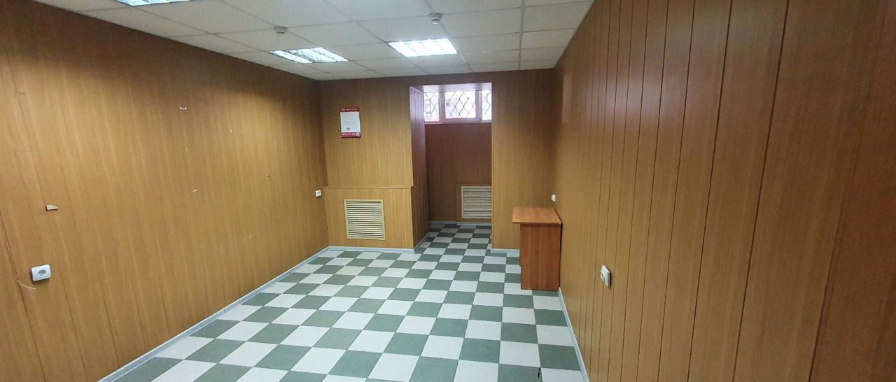 офис г Саратов р-н Кировский ул им Зарубина В.С. 124/130 фото 17