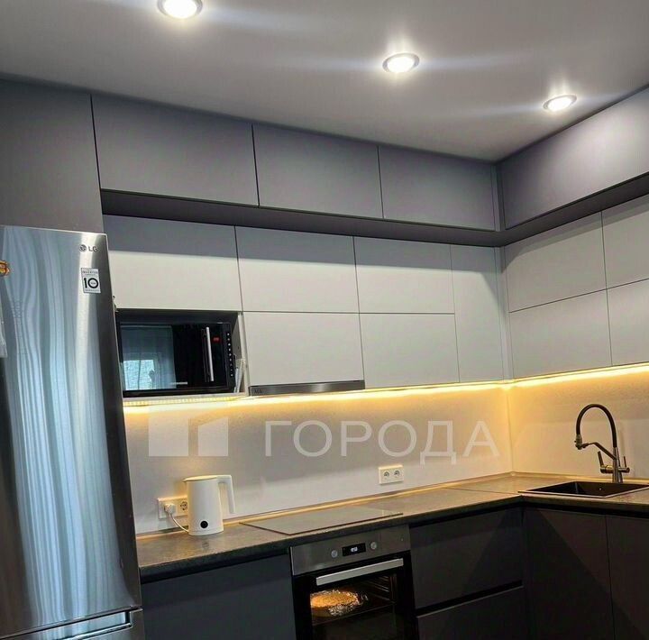 квартира г Барнаул р-н Железнодорожный ул Смирнова 1а фото 2