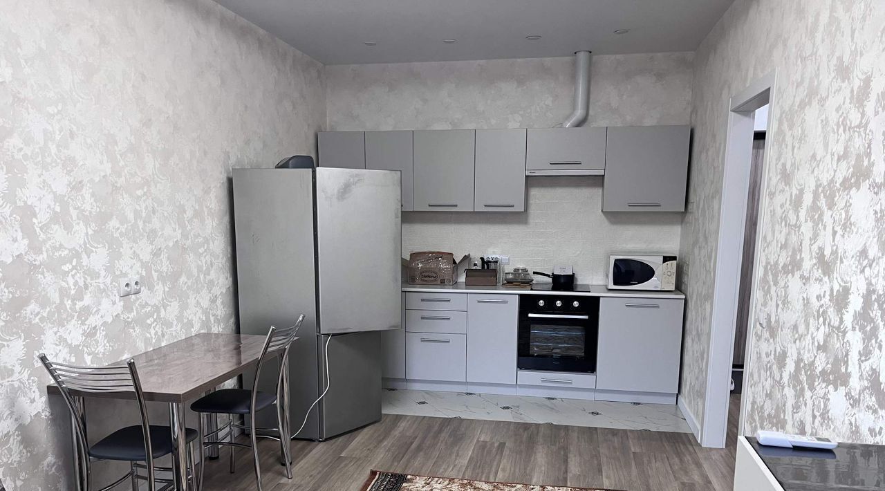 квартира г Тюмень р-н Центральный ул разведчика Кузнецова 7 фото 1