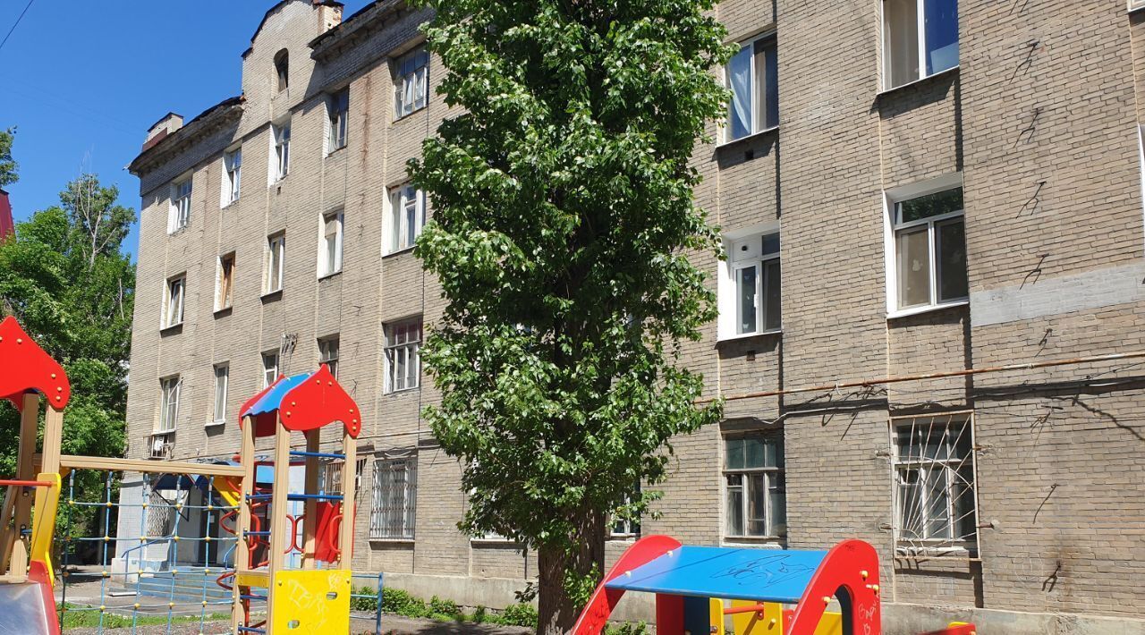 комната г Саратов р-н Фрунзенский ул Астраханская 118 фото 18
