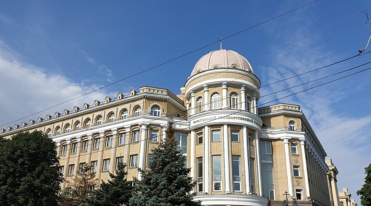 комната г Саратов р-н Фрунзенский ул Астраханская 118 фото 21