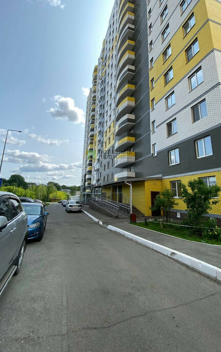 квартира г Ижевск р-н Индустриальный Центральный улица, 266 фото 2