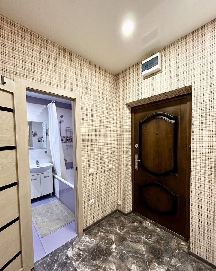 квартира г Краснодар р-н Прикубанский ул им. Героя Яцкова И.В. 15к/1 фото 16