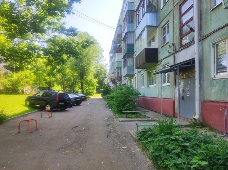 квартира г Калуга р-н Московский ул Бутомы 3 фото 17