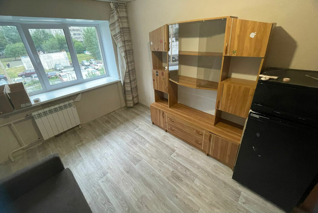 комната г Екатеринбург р-н Верх-Исетский Уральская ул Черепанова 4а фото 1