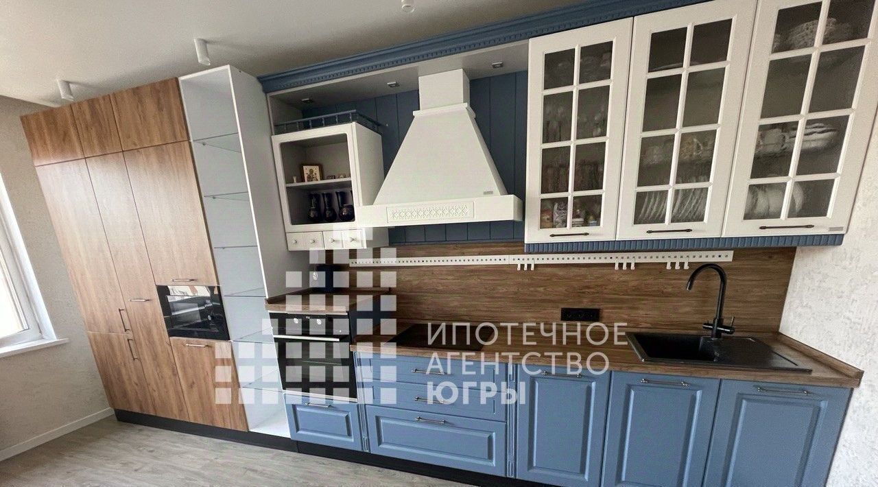 квартира г Ханты-Мансийск ул Энгельса 23 ЖК «Сибирский квартал» фото 1