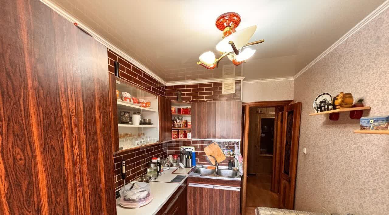 квартира г Астрахань р-н Кировский ул Куликова 40к/1 фото 4