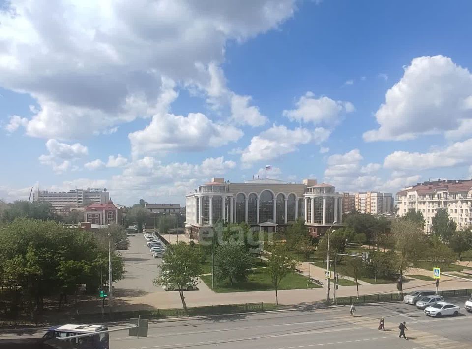 квартира г Астрахань р-н Кировский пл Ленина 2 фото 37