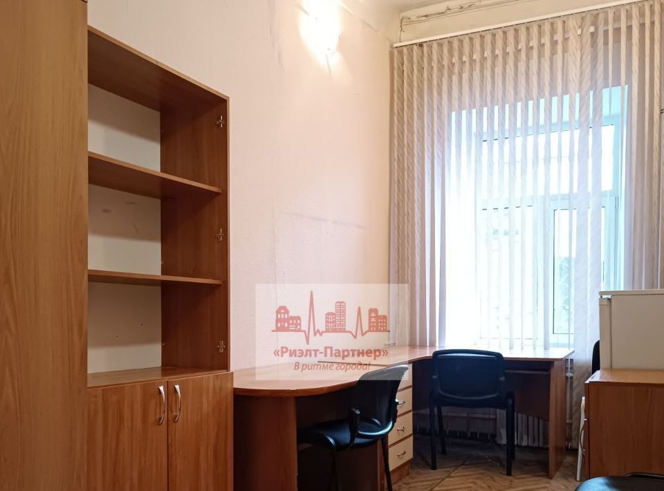 офис г Саратов р-н Фрунзенский ул им Яблочкова П.Н. 7 фото 2