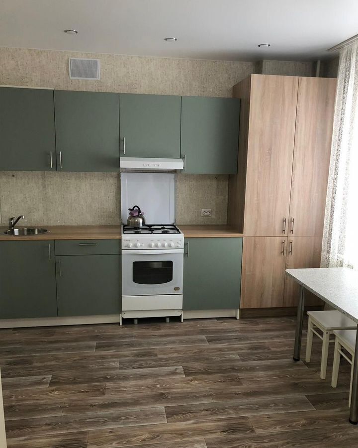 квартира г Волгоград р-н Советский ул им. профессора Иншакова 4 фото 1