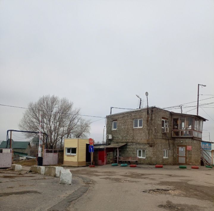 гараж г Волгоград р-н Тракторозаводский ул им. Шкирятова фото 4