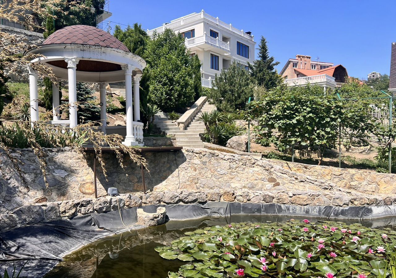 дом г Ялта пгт Кореиз ул К.М.Петровского пгт Гаспра фото 1