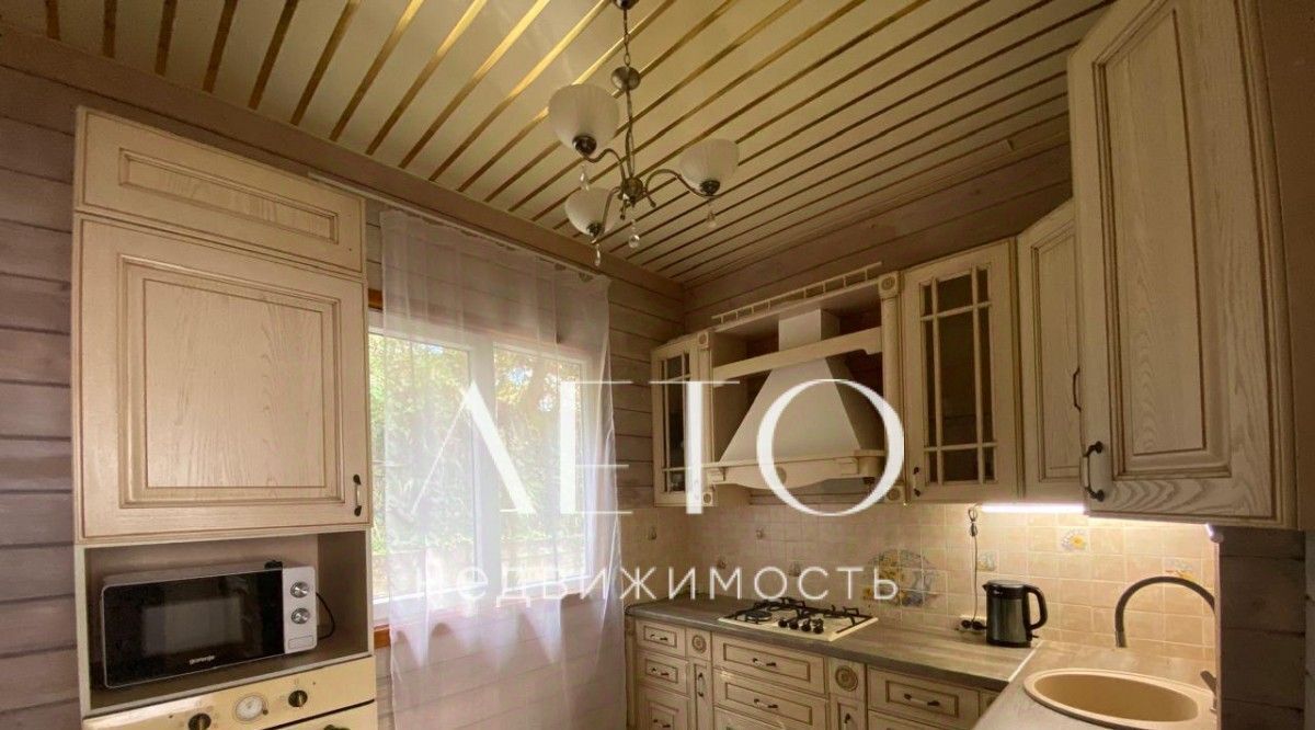 дом г Сочи р-н Центральный ул Макаренко 8/2 фото 5