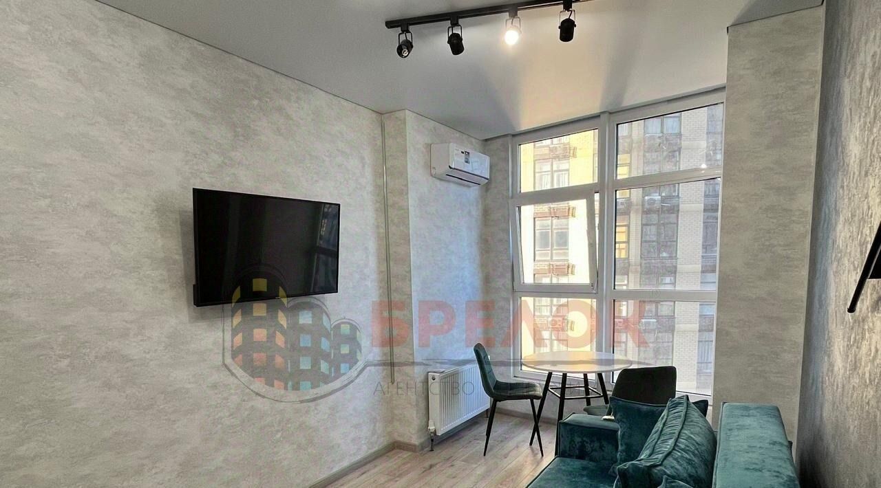квартира г Ростов-на-Дону р-н Кировский ул Красноармейская 157в/83с 3 фото 1
