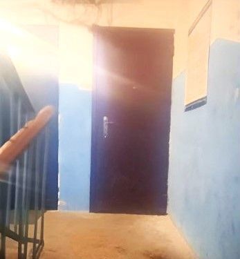 комната г Уфа р-н Орджоникидзевский пр-кт Октября 111/2 фото 5