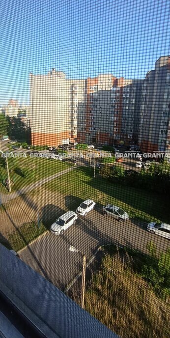 квартира г Красноярск р-н Октябрьский Ветлужанка ул Петра Словцова 3 фото 1