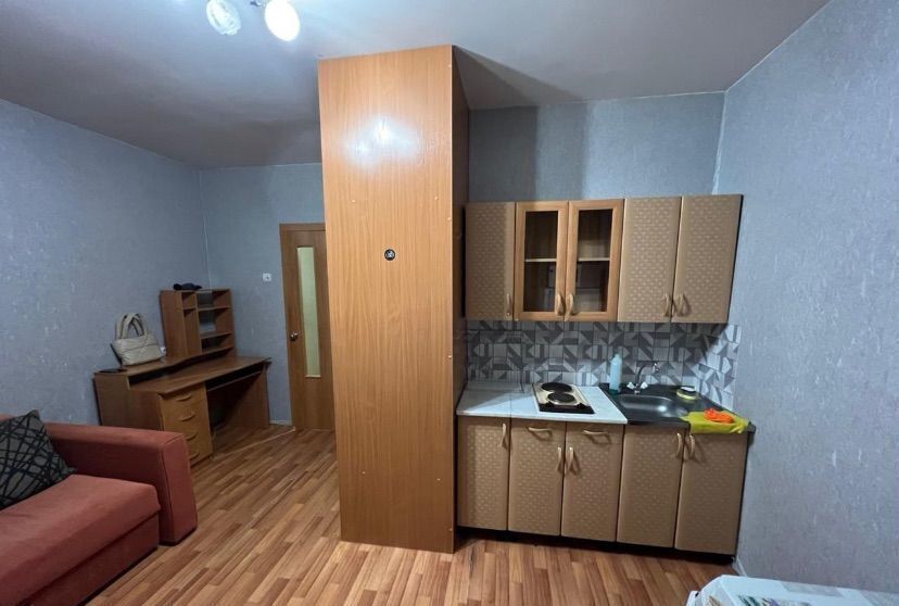 квартира г Красноярск р-н Октябрьский ул Академика Киренского 45 фото 2