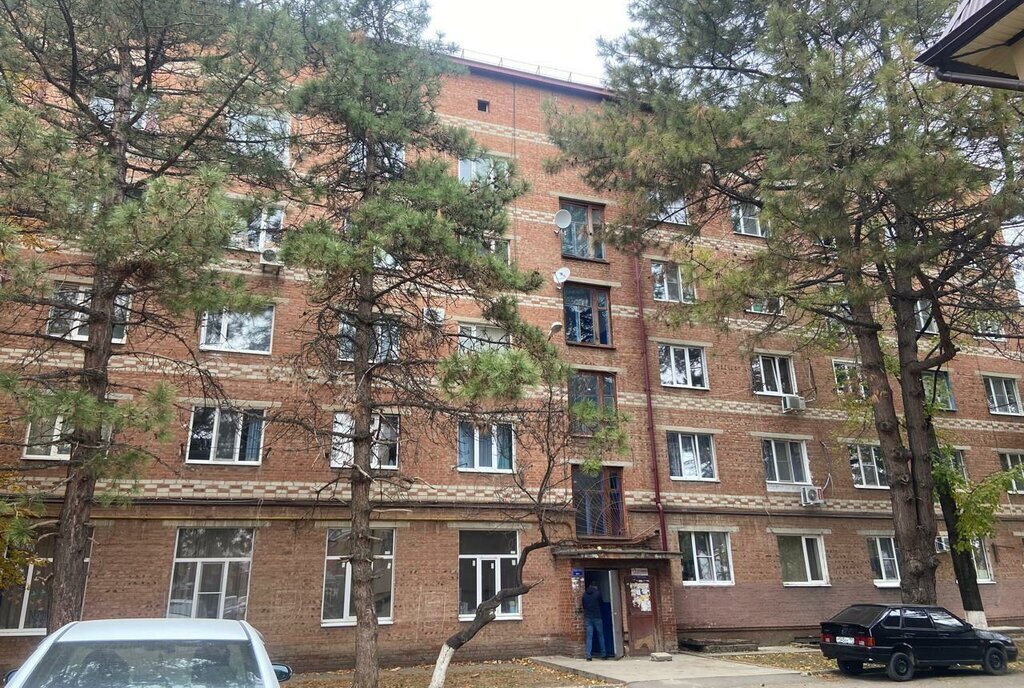 комната г Армавир ул Матвеева 20 фото 1