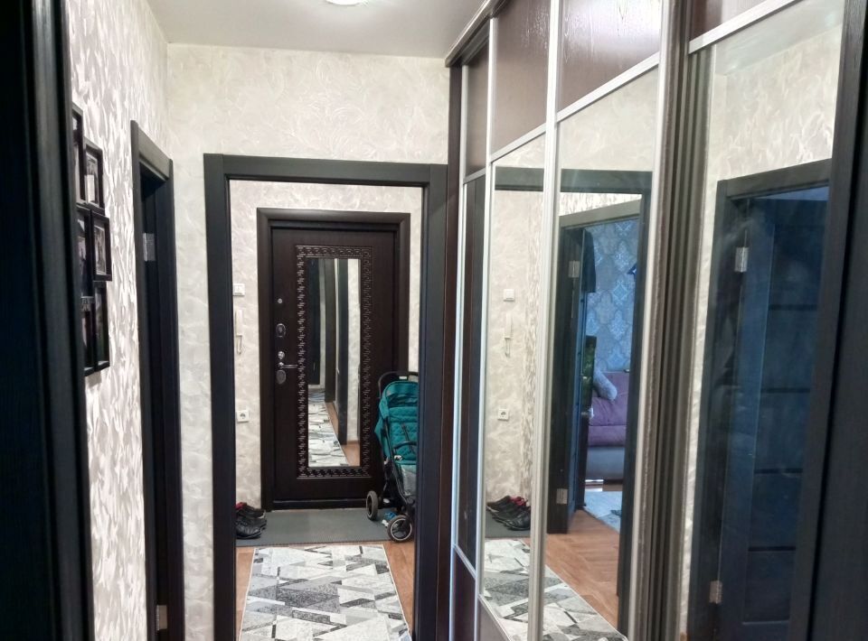 квартира г Новокузнецк р-н Орджоникидзевский Новобайдаевский ул Братьев Сизых 18 фото 3