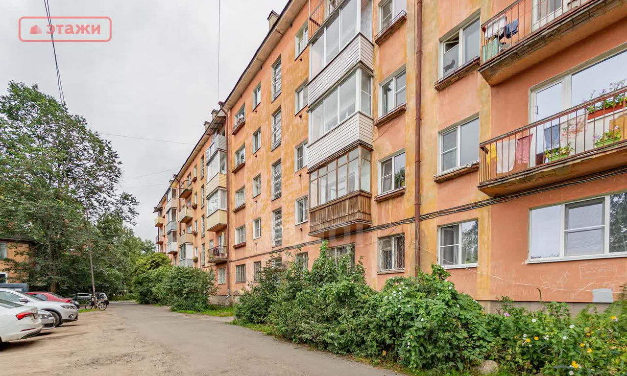 квартира г Петрозаводск Урицкий микрорайон м-н, Коммунистов, 31 / Перттунена, 18 фото 2
