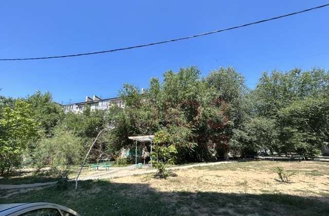 квартира г Волгоград р-н Тракторозаводский ул им. академика Богомольца 17 фото 11