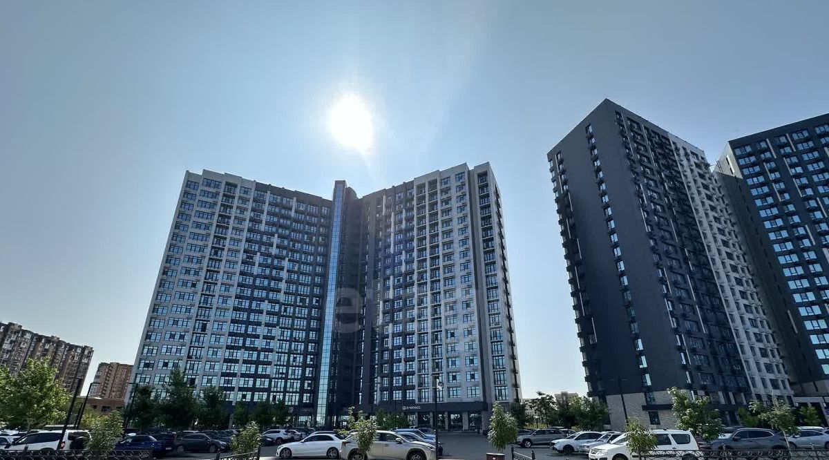 квартира г Астрахань р-н Кировский ул Бехтерева 2а фото 2