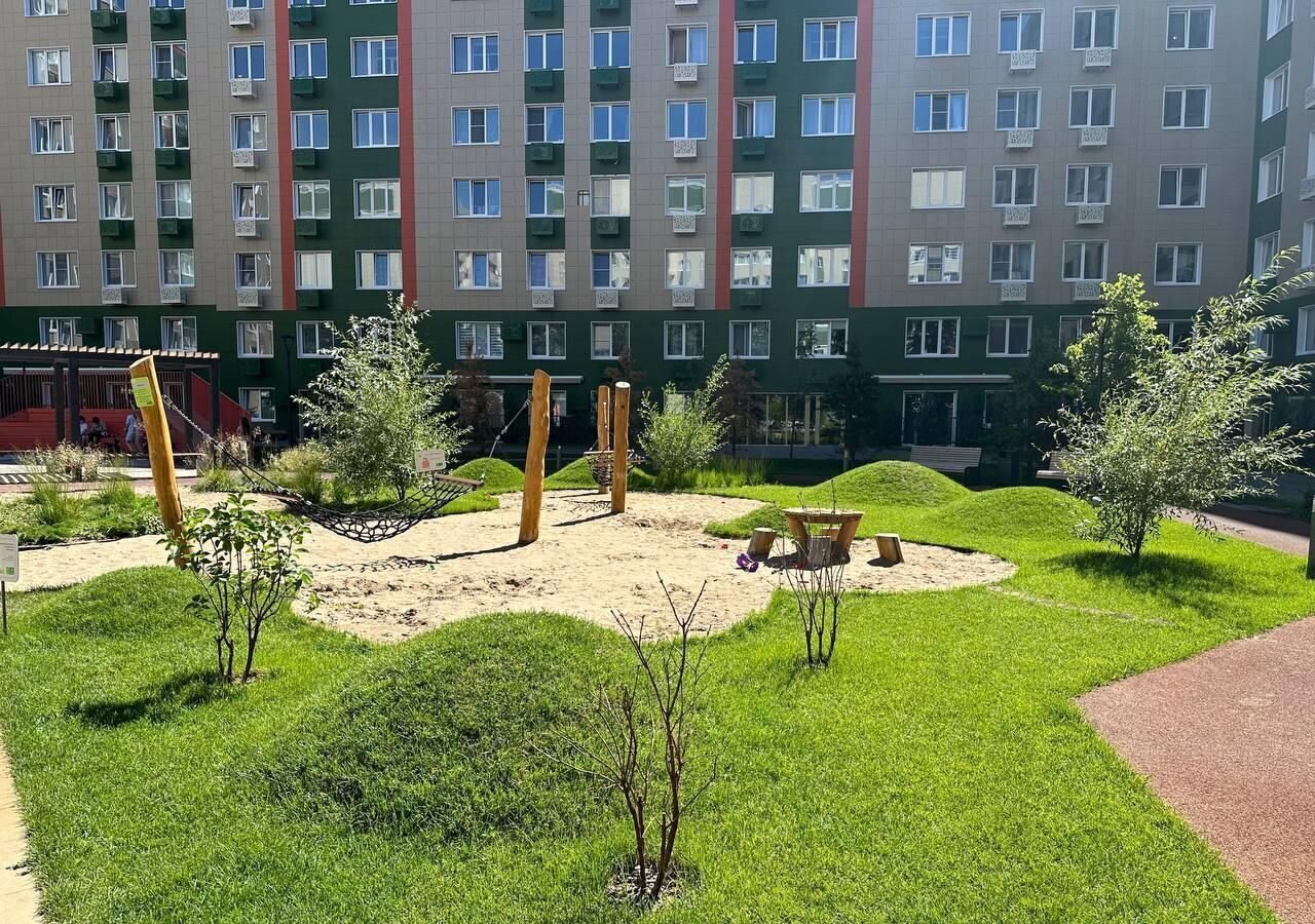 квартира г Тольятти р-н Автозаводский б-р Итальянский 6 фото 4