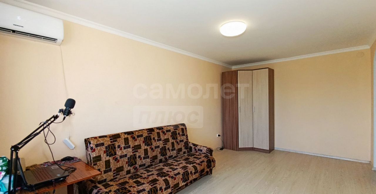 квартира г Оренбург р-н Ленинский ул Алтайская 2/1 фото 2