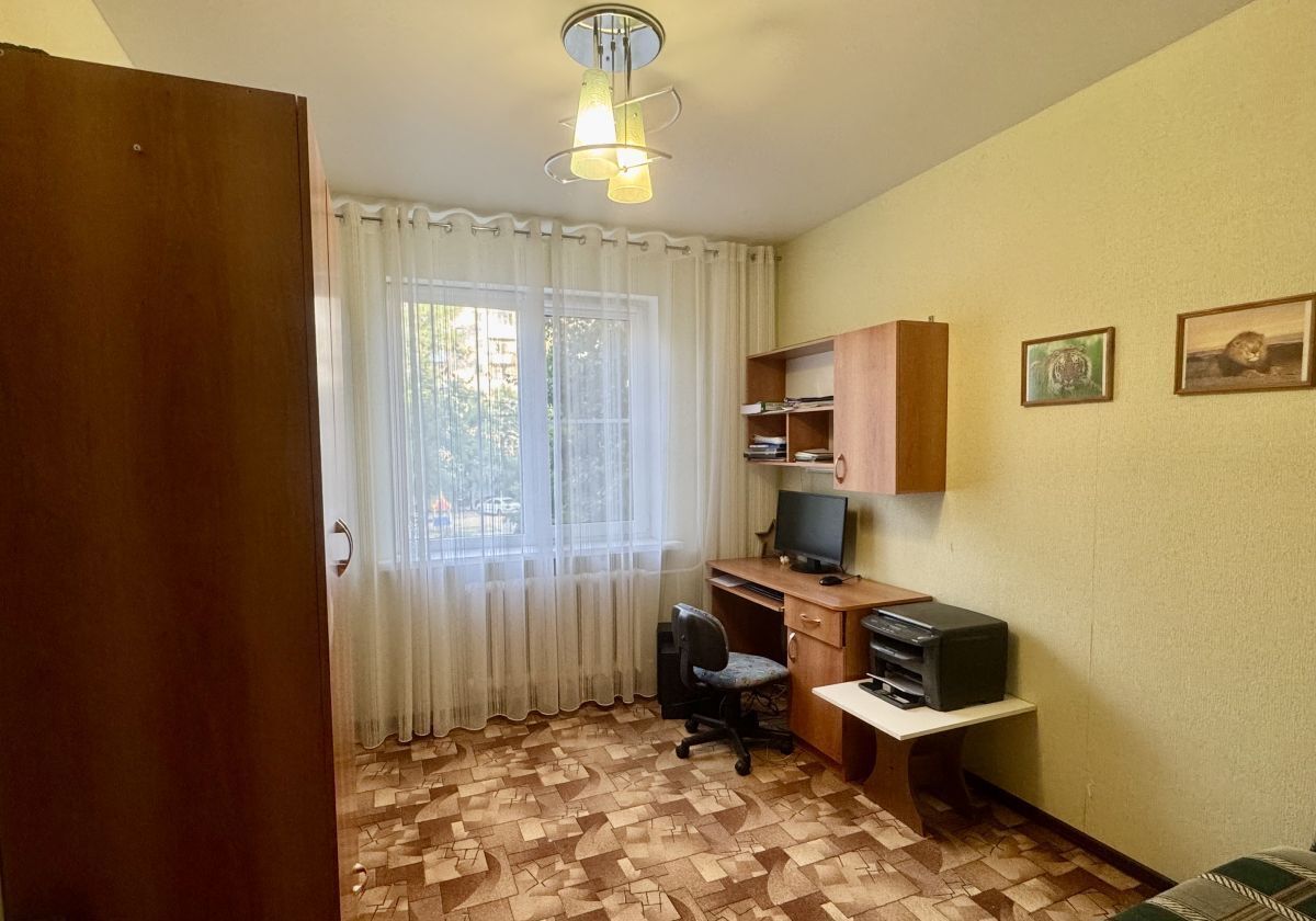 квартира г Волгоград р-н Кировский ул им. Одоевского 52 фото 7